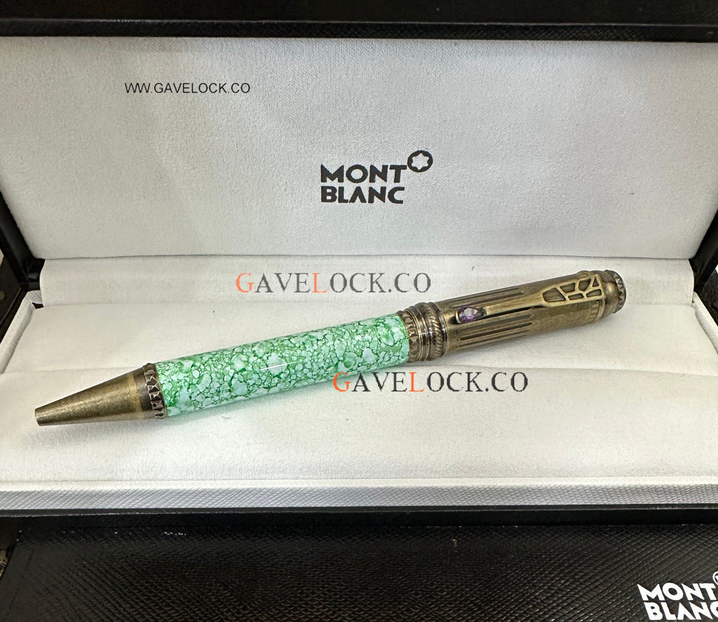 AAA Copy Antique Montblanc Special Edition Ballpoint Green